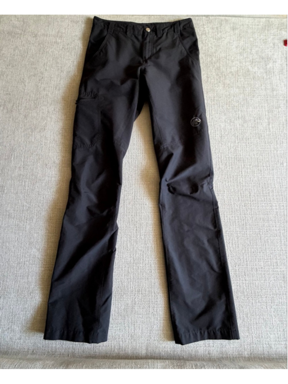 Mammut Men’s black hiking pants 
Size 30 long water resistant